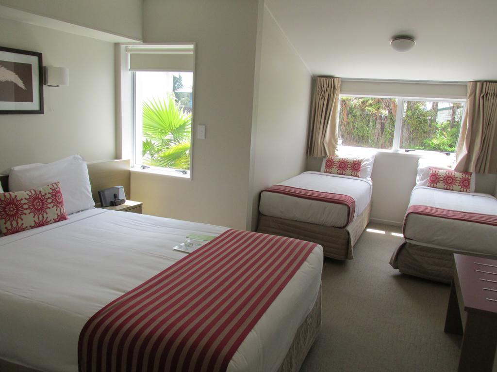 Lake Rotorua Hotel Exterior photo